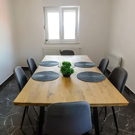 Apartment Baruni