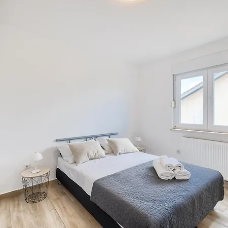 Baruni Apartment